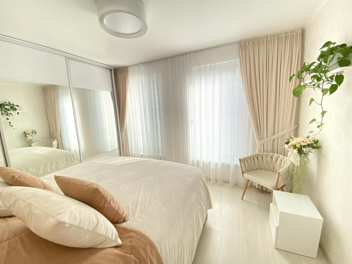 Die Eleganz - Apartment Near The City Center With Free Parking Bratislava Exteriér fotografie