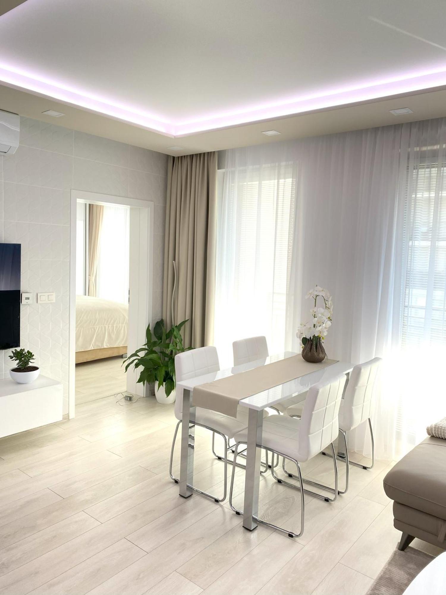 Die Eleganz - Apartment Near The City Center With Free Parking Bratislava Exteriér fotografie